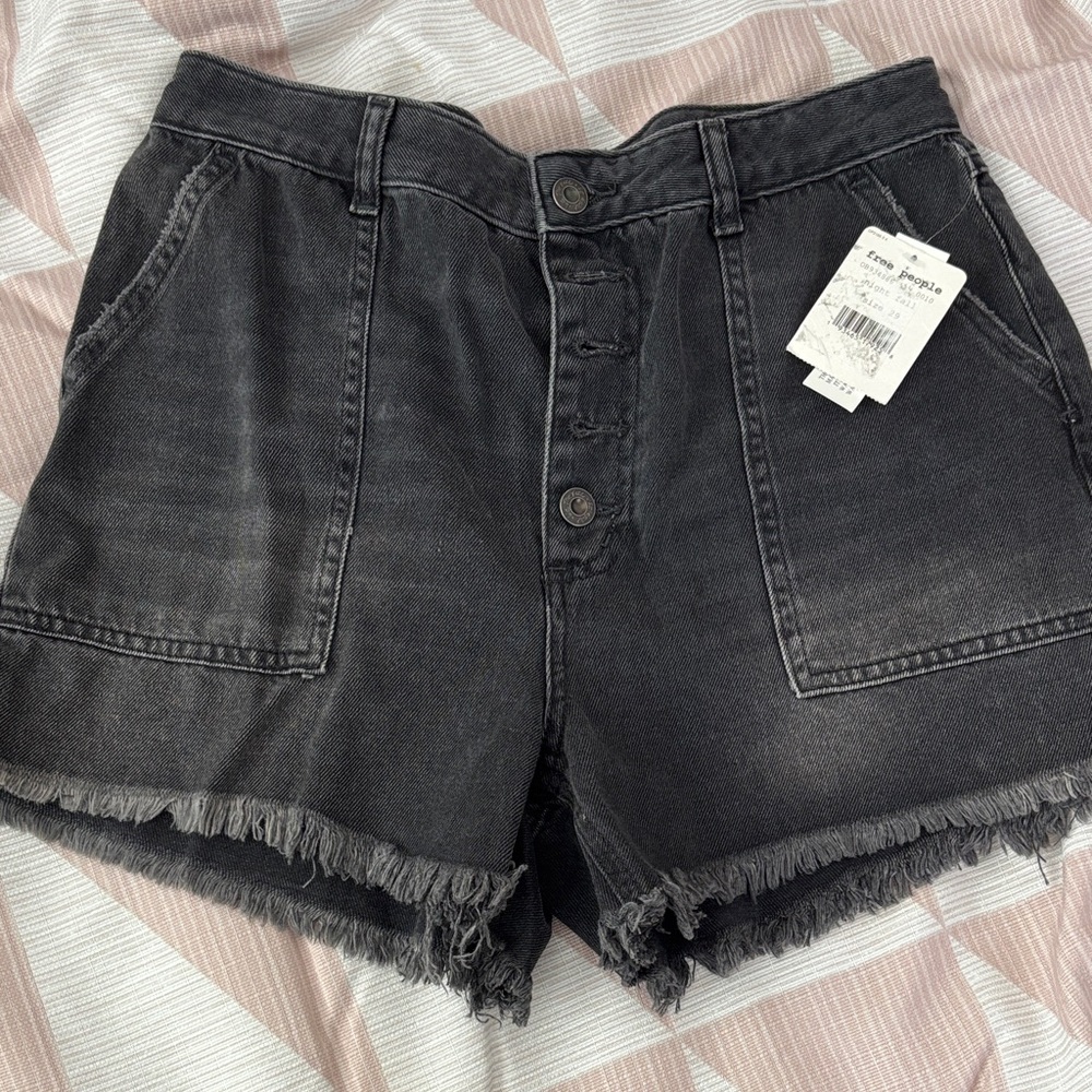 NWT Free People Black High-Rise Frayed Hem Denim Shorts